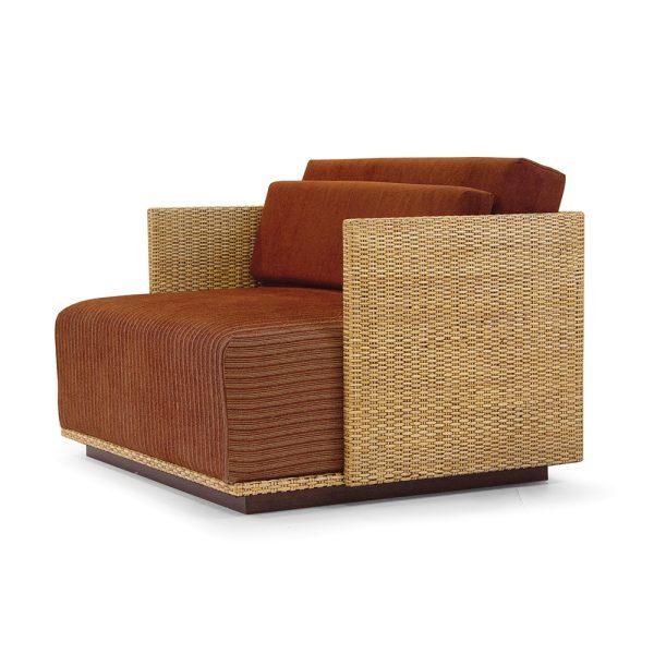 Structure : Solid Wood
