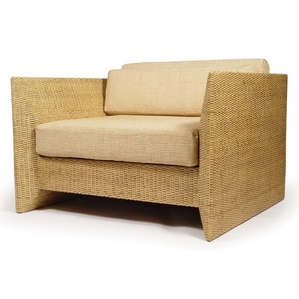 Structure : Solid Wood