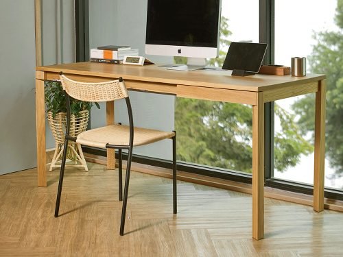 Structure : Solid Wood
