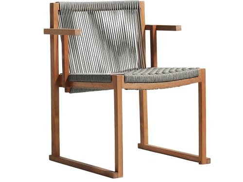 Structure : Solid Wood