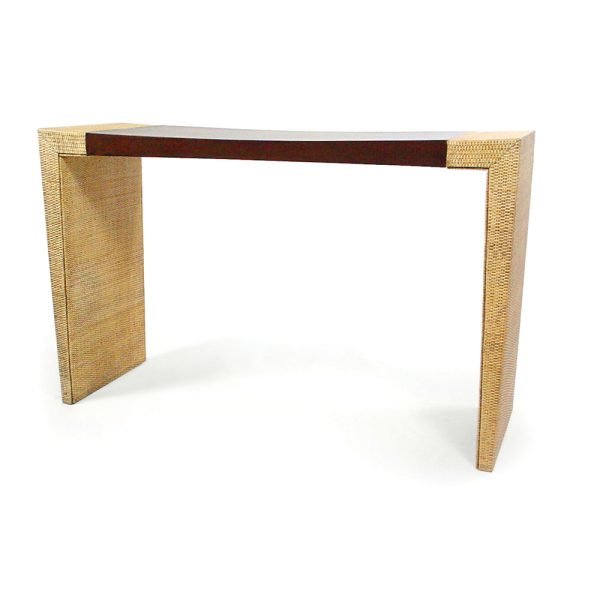 Structure : Solid Wood