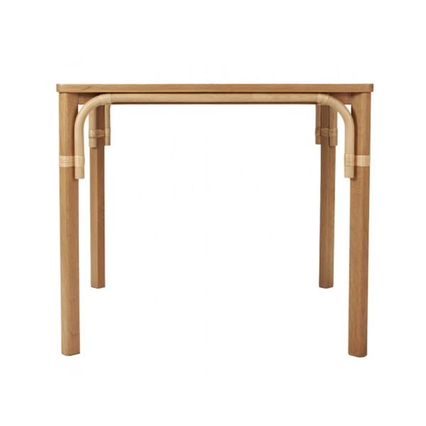 Structure : Natural Rattan