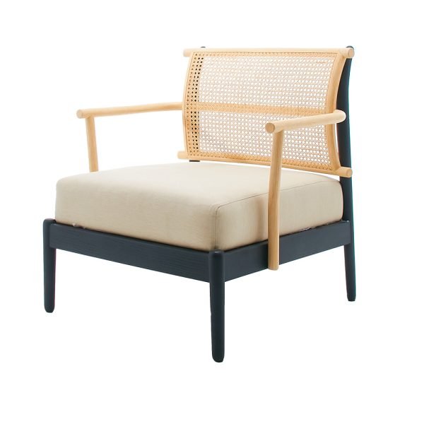 Structure : Solid Wood