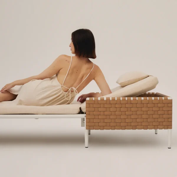 Duangkamon Sunbed