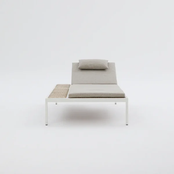 Kael Sunbed
